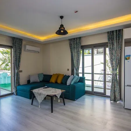 Manolya 2+1 Daily Weekly Marmaris